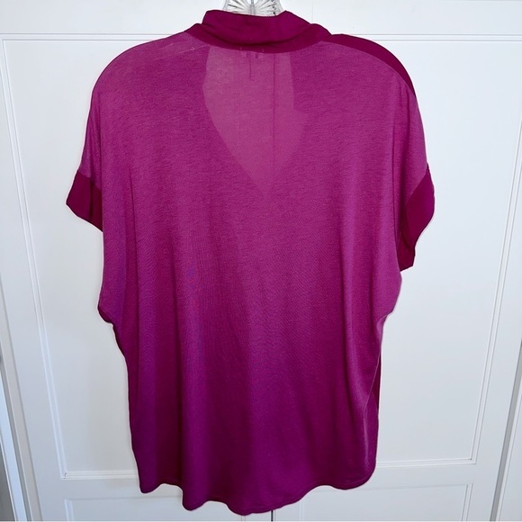 Splendid Fuchsia Blouse Hi-low Short Sleeve Sz  Small Silky - Picture 3 of 8